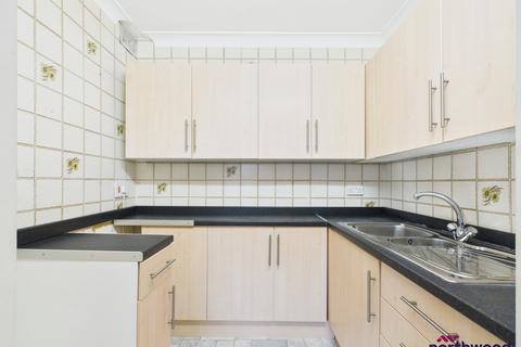 1 bedroom flat to rent, The Avenue, Eastbourne, BN21