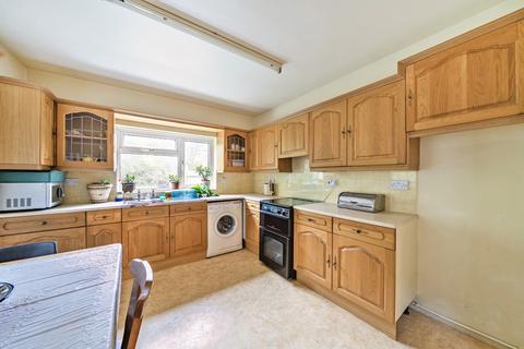 4 bedroom end of terrace house for sale, Consort Road, London