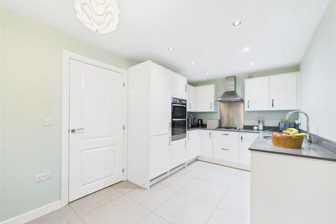 4 bedroom detached house for sale, Longleat Avenue, Elloughton