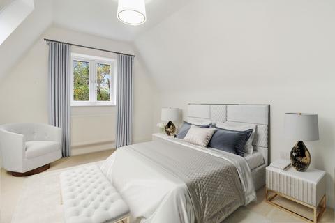 Pilgrims Weston Green, Thames Ditton, KT7 0JY