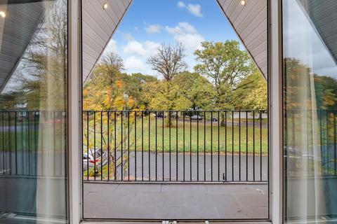 Pilgrims Weston Green, Thames Ditton, KT7 0JY
