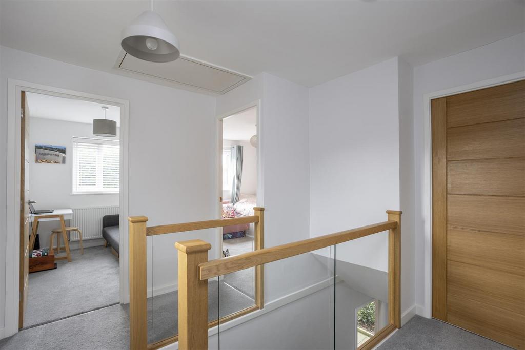 8 Appleton Court 33.jpg