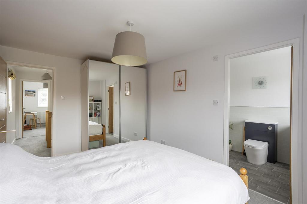 8 Appleton Court 31.jpg