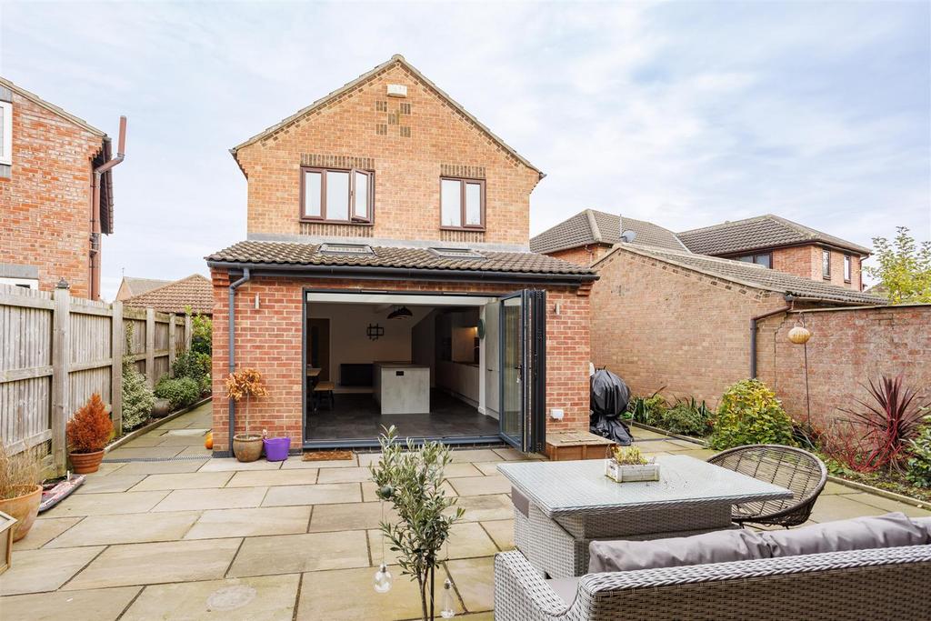 8 Appleton Court 22.jpg