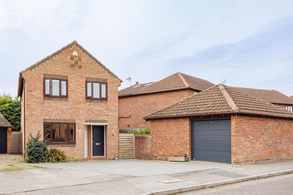 8 Appleton Court 39.jpg