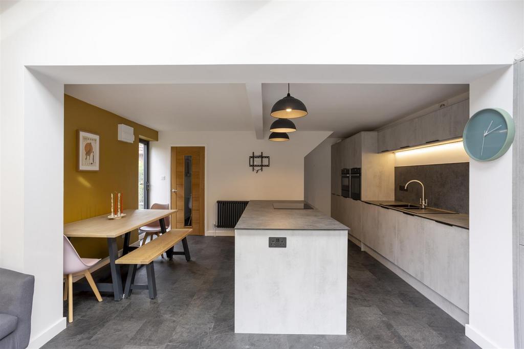 8 Appleton Court 17.jpg