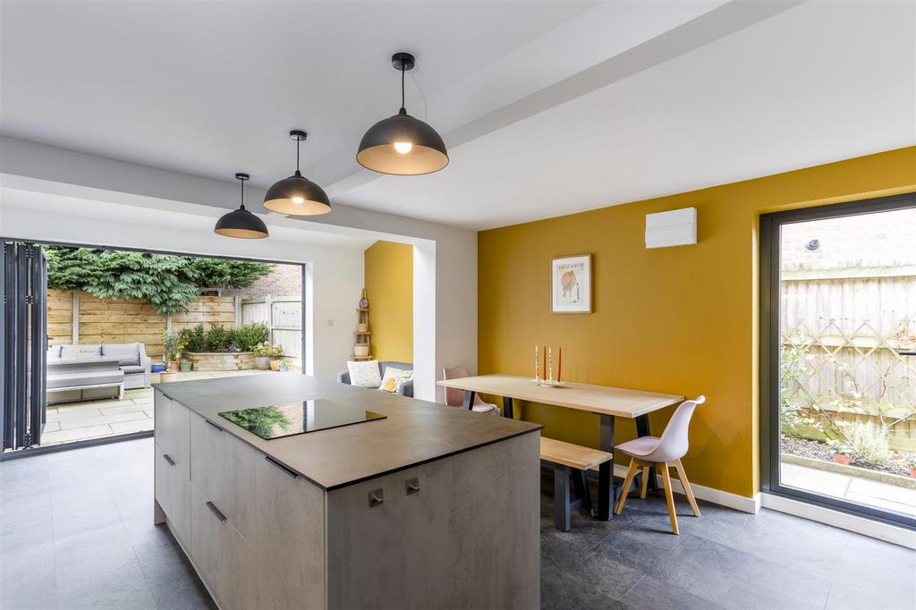 8 Appleton Court 9.jpg
