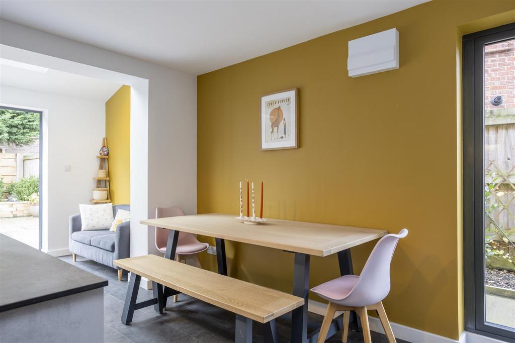8 Appleton Court 5.jpg