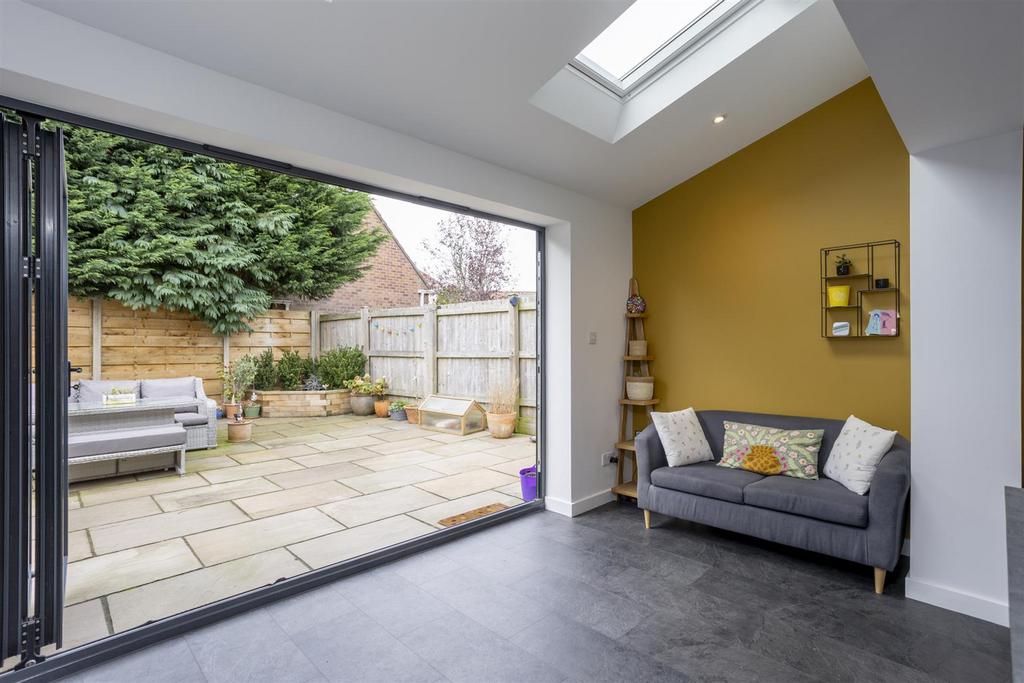 8 Appleton Court 10.jpg
