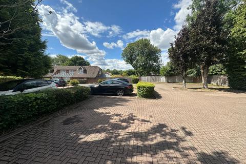 undefined, Balfour Mews, Bovingdon HP3