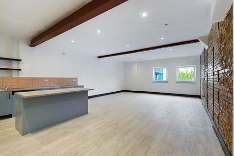 3 bedroom flat to rent, Kings Buildings, City Centre, Swansea, SA1
