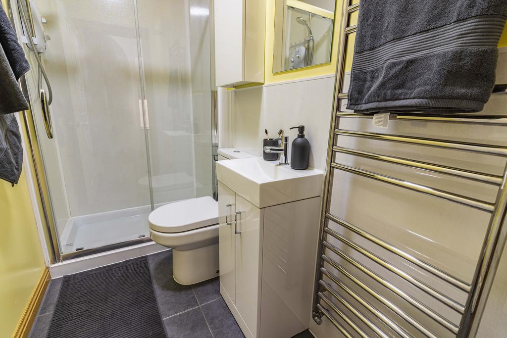 28 Rolleston Drive-30