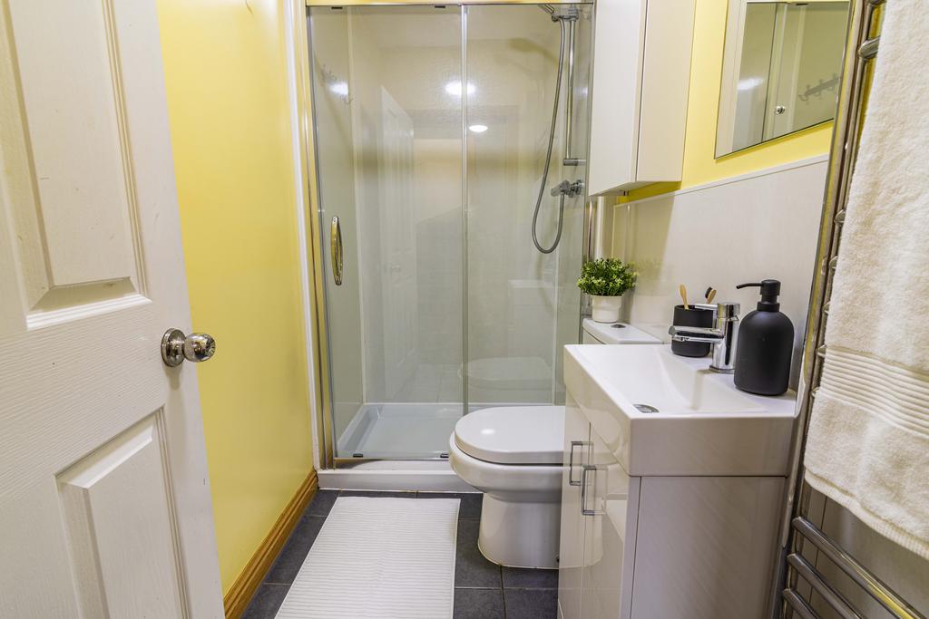 28 Rolleston Drive-48