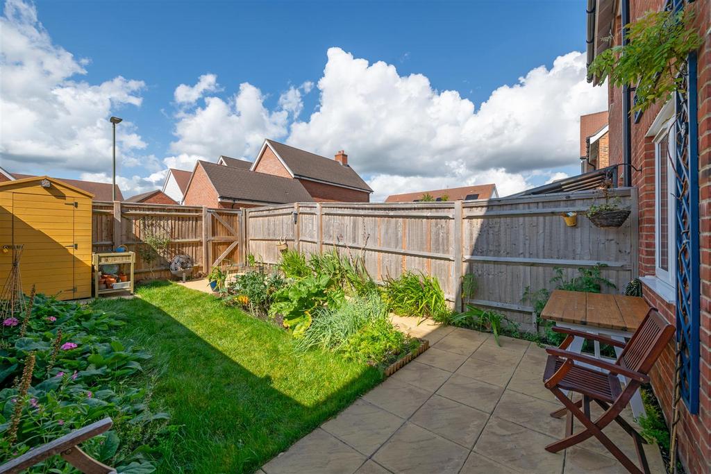 69 Webber Street externals-8.jpg