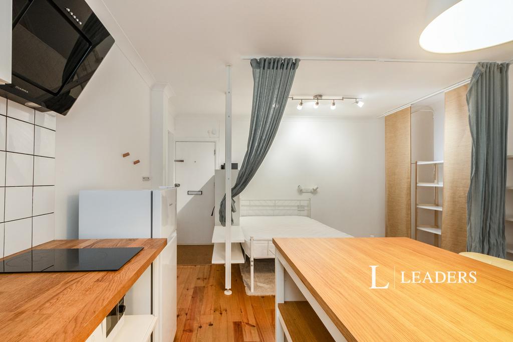 Apartment in Bournemouth - View 2