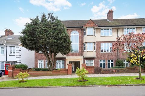 2 bedroom flat for sale, Boston Manor Road, London, TW8
