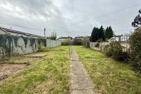 undefined, London Road, Chippenham