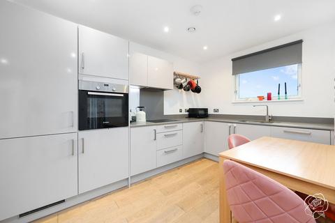 1 bedroom apartment for sale, 45 Liberty Bridge Road, London E15