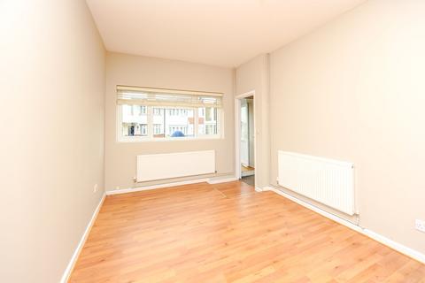 2 bedroom end of terrace house for sale, Chelston Road, Ruislip, HA4