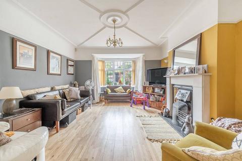 6 bedroom semi-detached house for sale, Whitchurch Gardens, Edgware, HA8