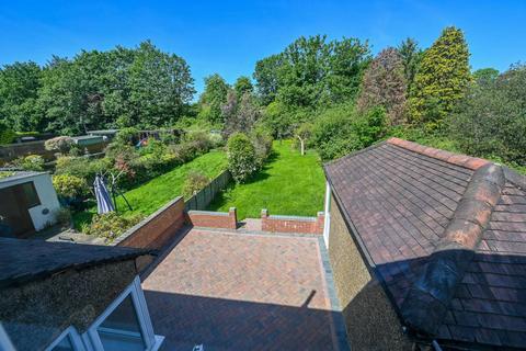 3 bedroom semi-detached house to rent, Kenilworth Road, Stoneleigh, Epsom, KT17