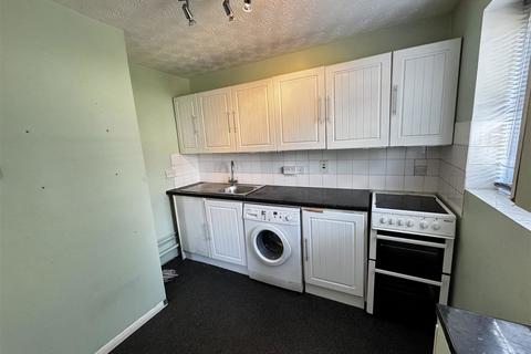 1 bedroom apartment for sale, Falcon Close, Dunstable, Bedfordshire, LU6 1UP