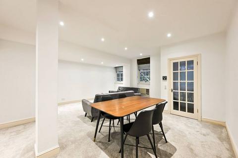 Circus Road, St John's Wood, London, NW8