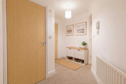undefined, Lumley Road, Horley RH6