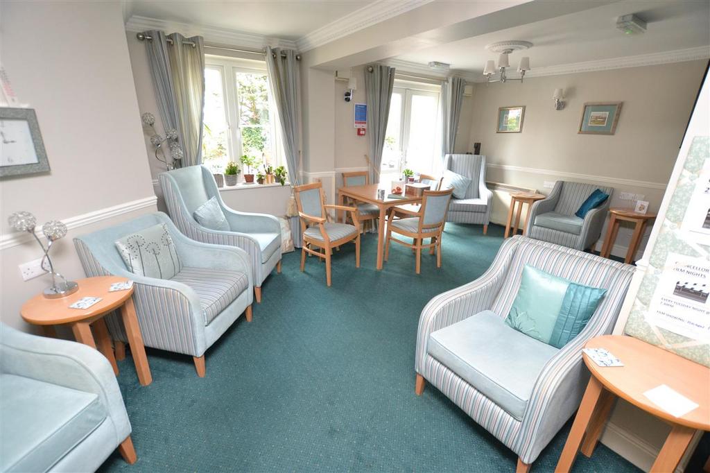Communal lounge