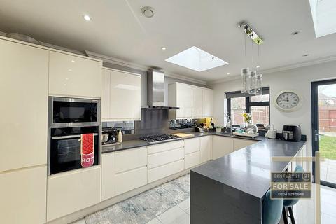 30 Dorset Waye, Hounslow, TW5 0ND