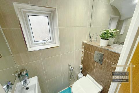30 Dorset Waye, Hounslow, TW5 0ND