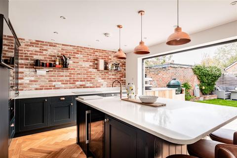 undefined, High Street, Hurstpierpoint BN6
