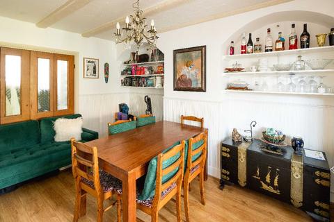3 bedroom terraced house for sale, Edgware HA8