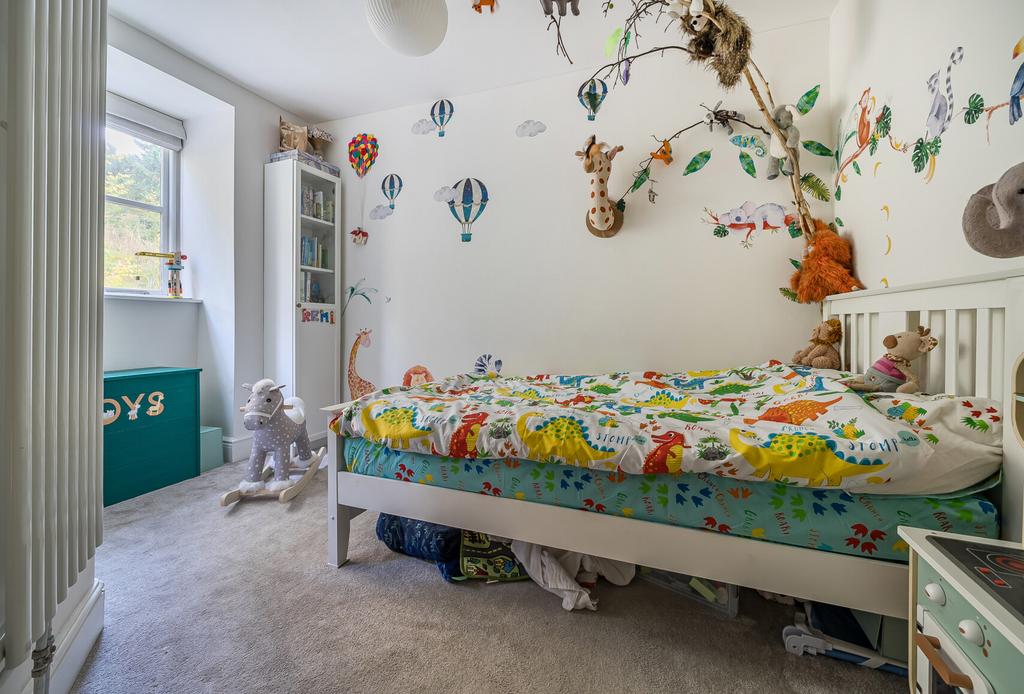 1370362-16-68ffa7...