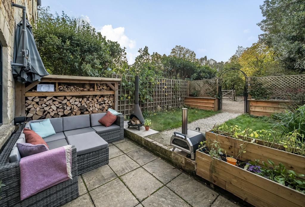 1370362-3-68ffa6d...