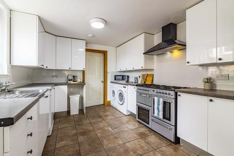 6 bedroom house to rent, Seely Road, Nottingham NG7