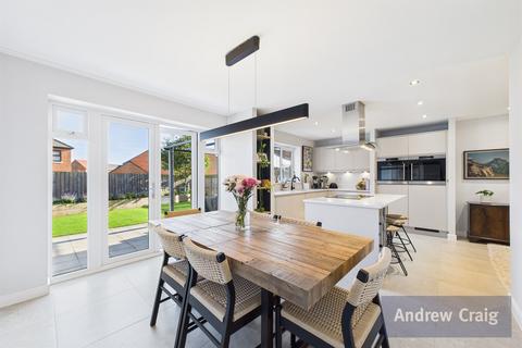 4 bedroom detached house for sale, Vineyard Close, Killingworth