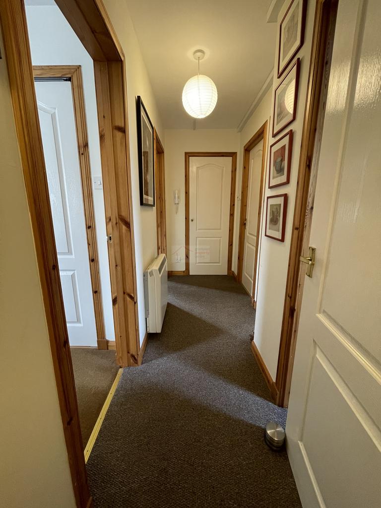 Hallway a.JPG