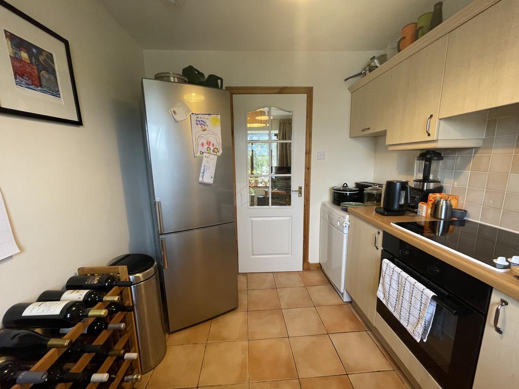 Kitchen c.JPG