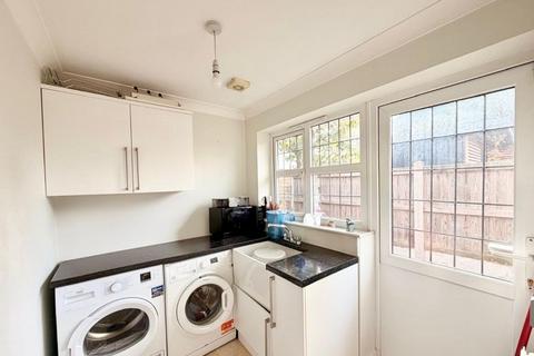 3 bedroom detached house to rent, Crossways, Shenfield, Brentwood