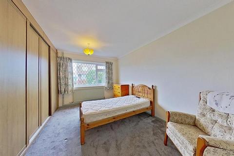 2 bedroom semi-detached bungalow for sale, Bognor Drive, Herne Bay, CT6 8QR
