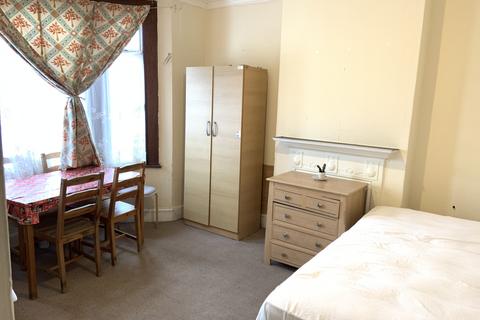 undefined, Hounslow, Middlesex TW3