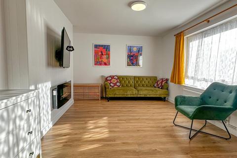 undefined, Mayflower Close, Dartmouth