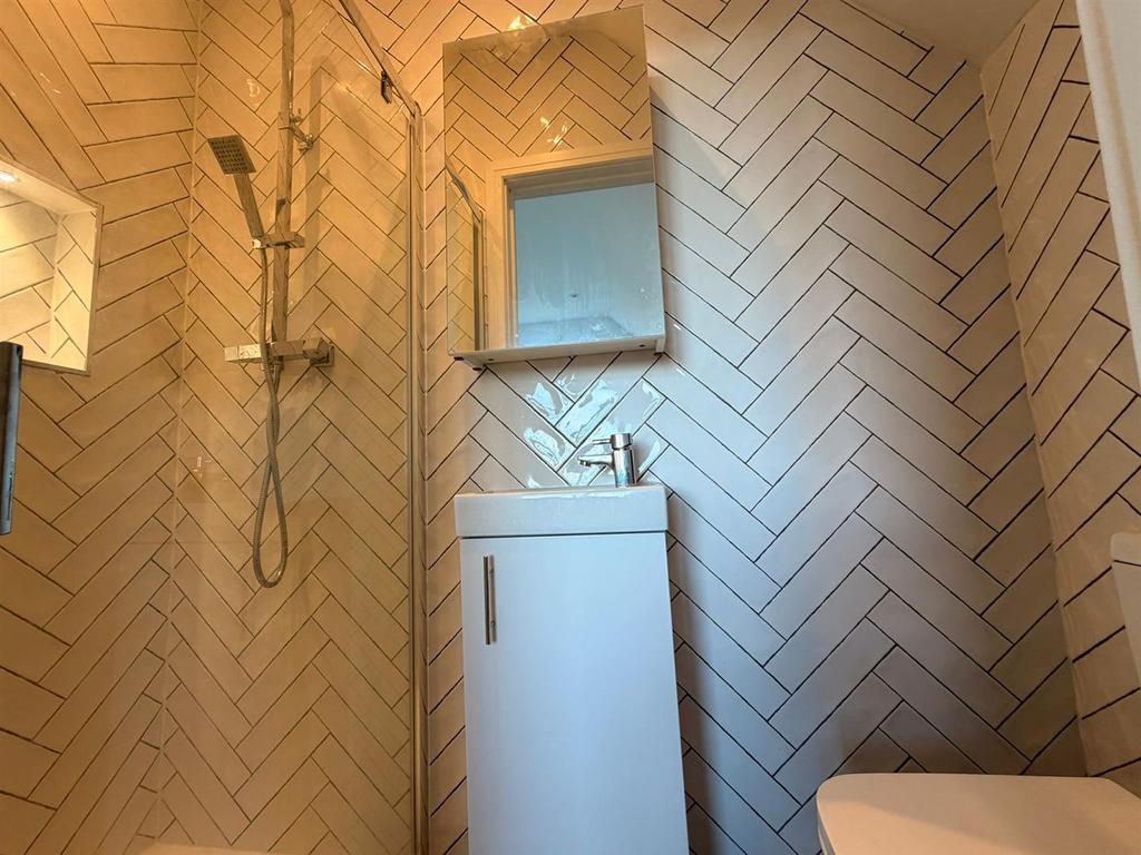 Master en-suite