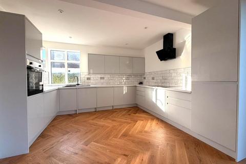 4 bedroom detached house for sale, Cliff Gardens, Minster On Sea, Sheerness