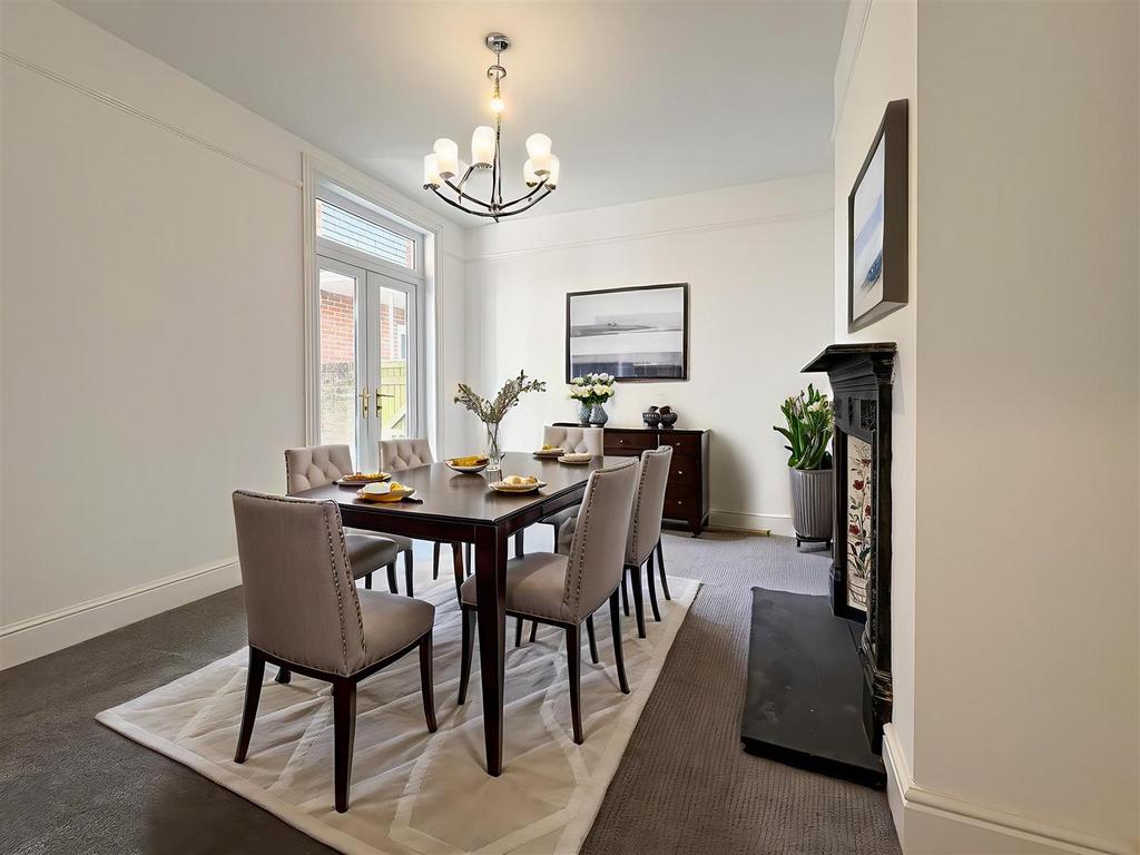 Dining-room - Dining Room - Luxury - 5.jpg