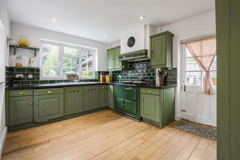 undefined, Coronation Road, Maidenhead SL6