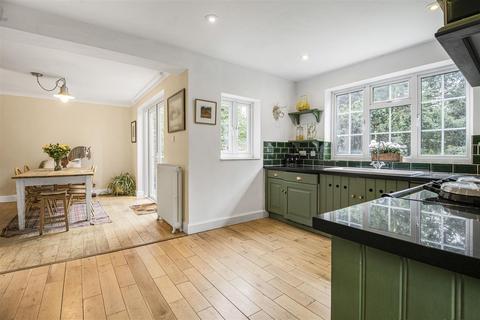 undefined, Coronation Road, Maidenhead SL6