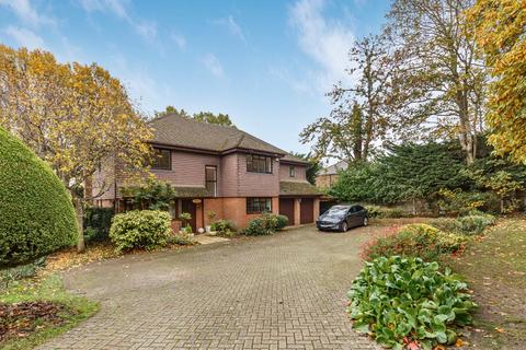 5 bedroom detached house to rent, Coombe Lane West, Kingston Upon Thames, Surrey, KT2