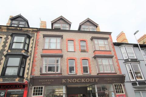 4 bedroom apartment to rent, Northgate Street, Aberystwyth
